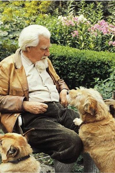 Konrad Lorenz with his dogs